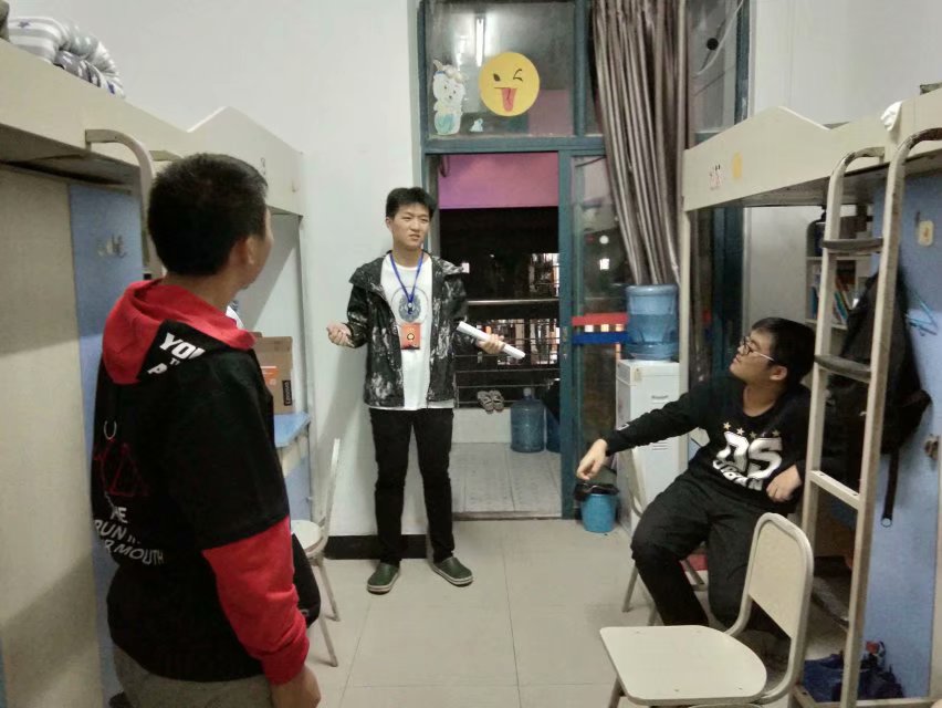 太阳成tyc234cc化师党员1+1活动