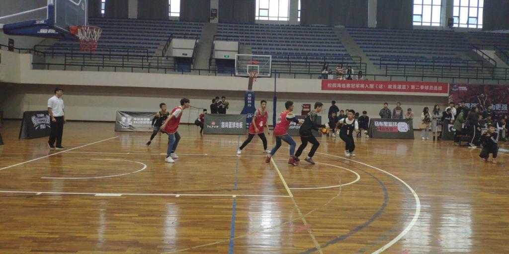 2018“迎新杯”篮球赛拉开帷幕