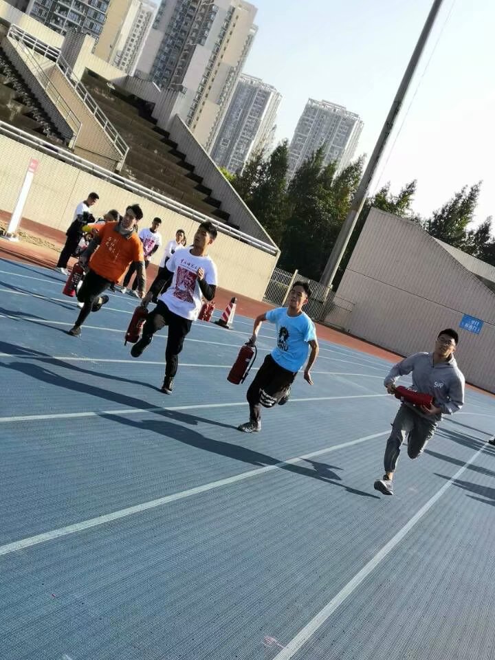 太阳集团tyc234cc举办第二届消防趣味运动会