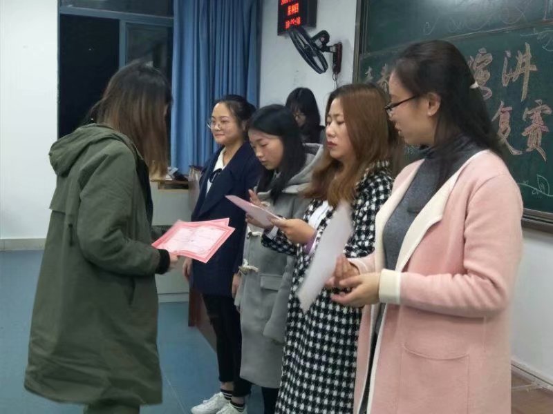 太阳成tyc234cc举办“青春与学业”演讲比赛复赛