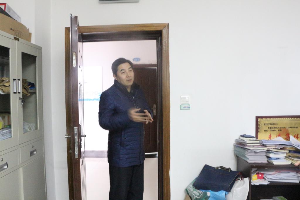 太阳成tyc234cc领导亲切慰问2019届考研学生