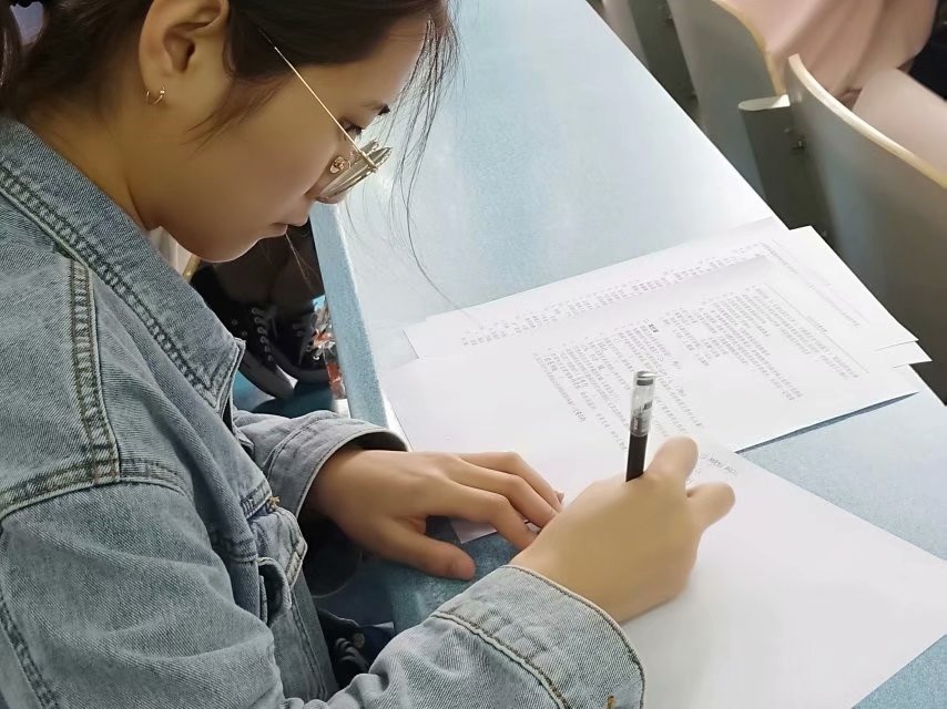 太阳成tyc234cc举办生活知识竞赛初赛