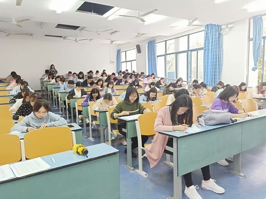 太阳成tyc234cc举办生活知识竞赛初赛