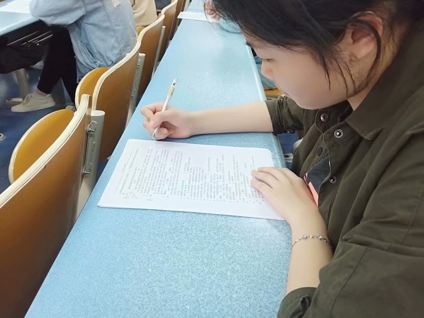 太阳成tyc234cc举办生活知识竞赛初赛